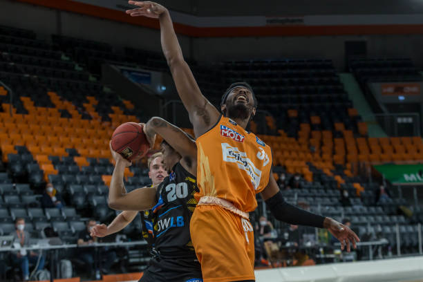 西新一代边 西新一代边