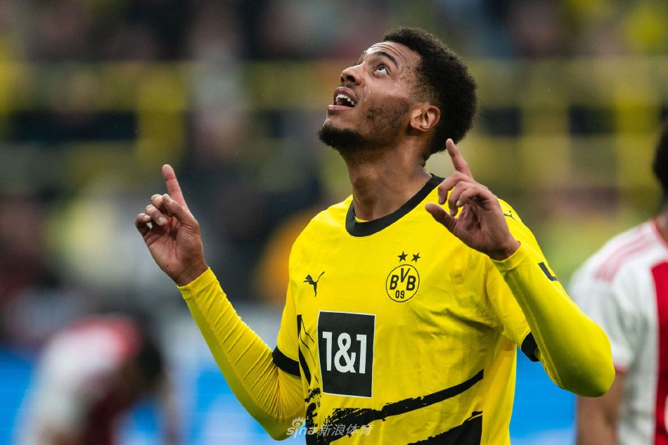 牢牢握在自 牢牢握在自